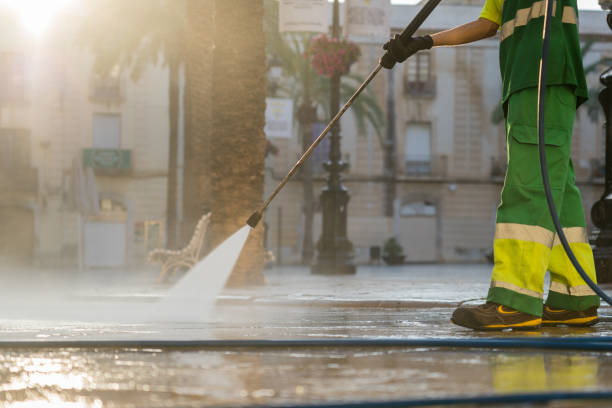 Best Garage Pressure Washing  in Mathews, VA